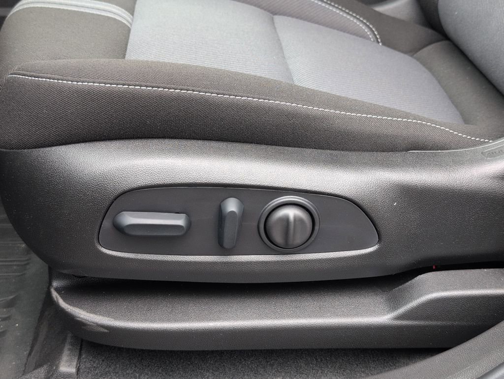 New 2026 Chevrolet Blazer LT w/ Convenience Package image 15