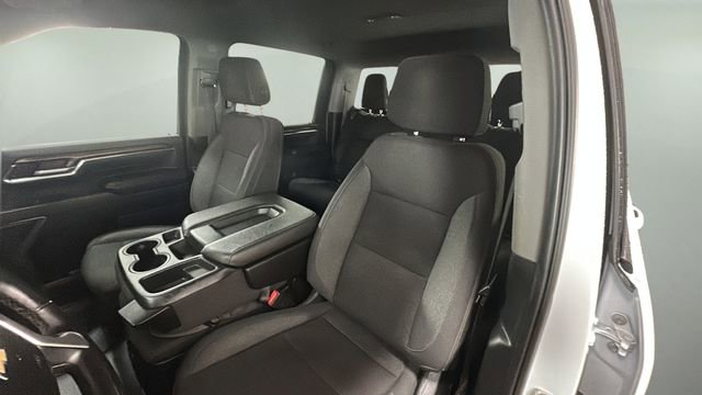 Used 2024 Chevrolet Silverado 3500 LT w/ Convenience Package image 7