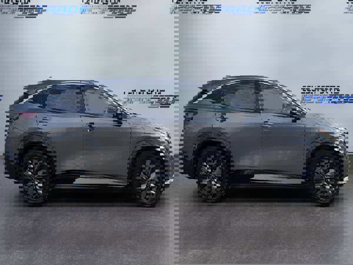 Used 2015 Tesla Model S 70 image 4