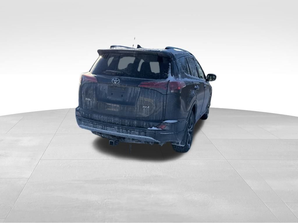 Used 2016 Toyota RAV4 XLE image 5
