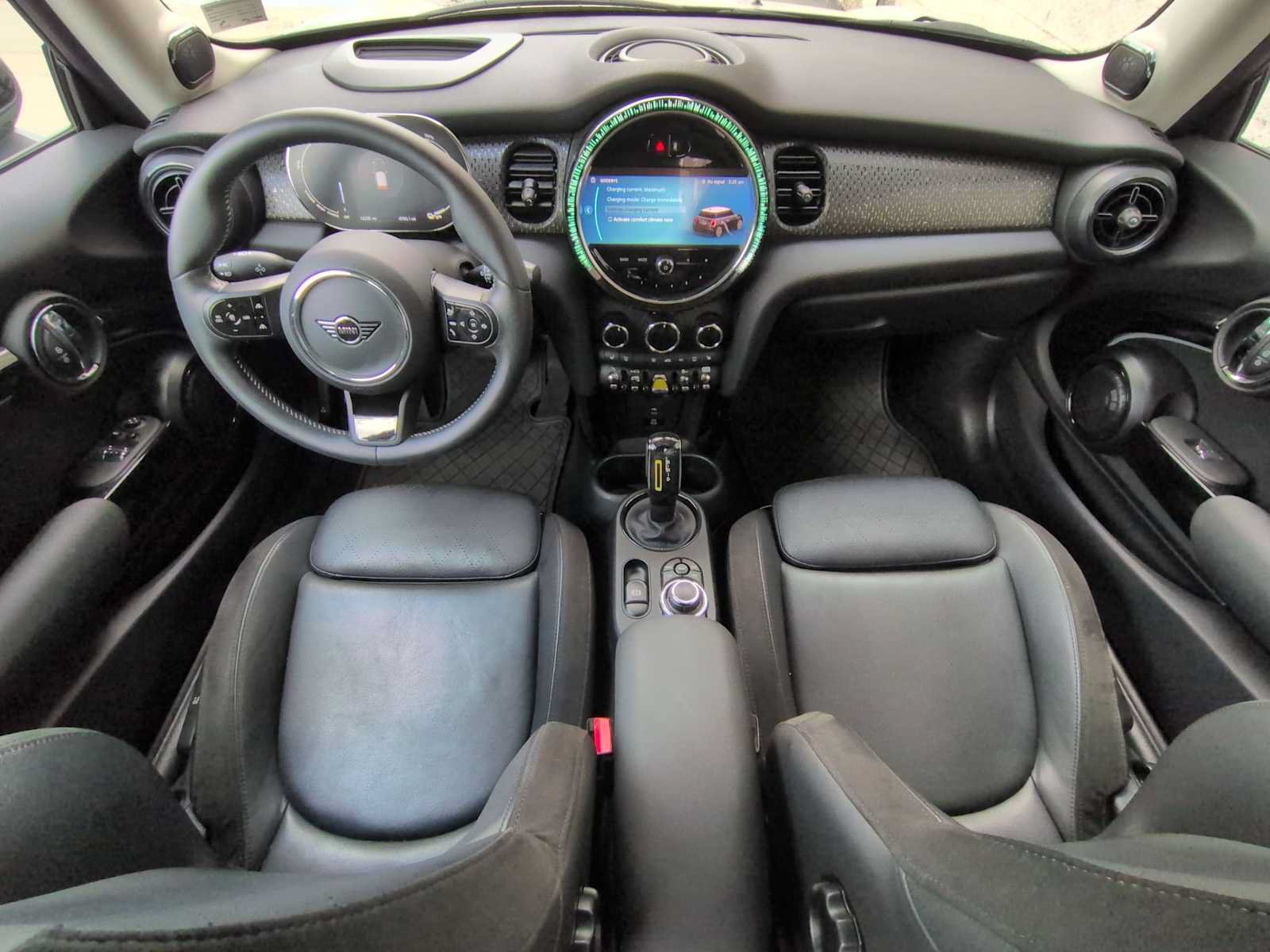 Used 2024 MINI Cooper SE FWD image 15