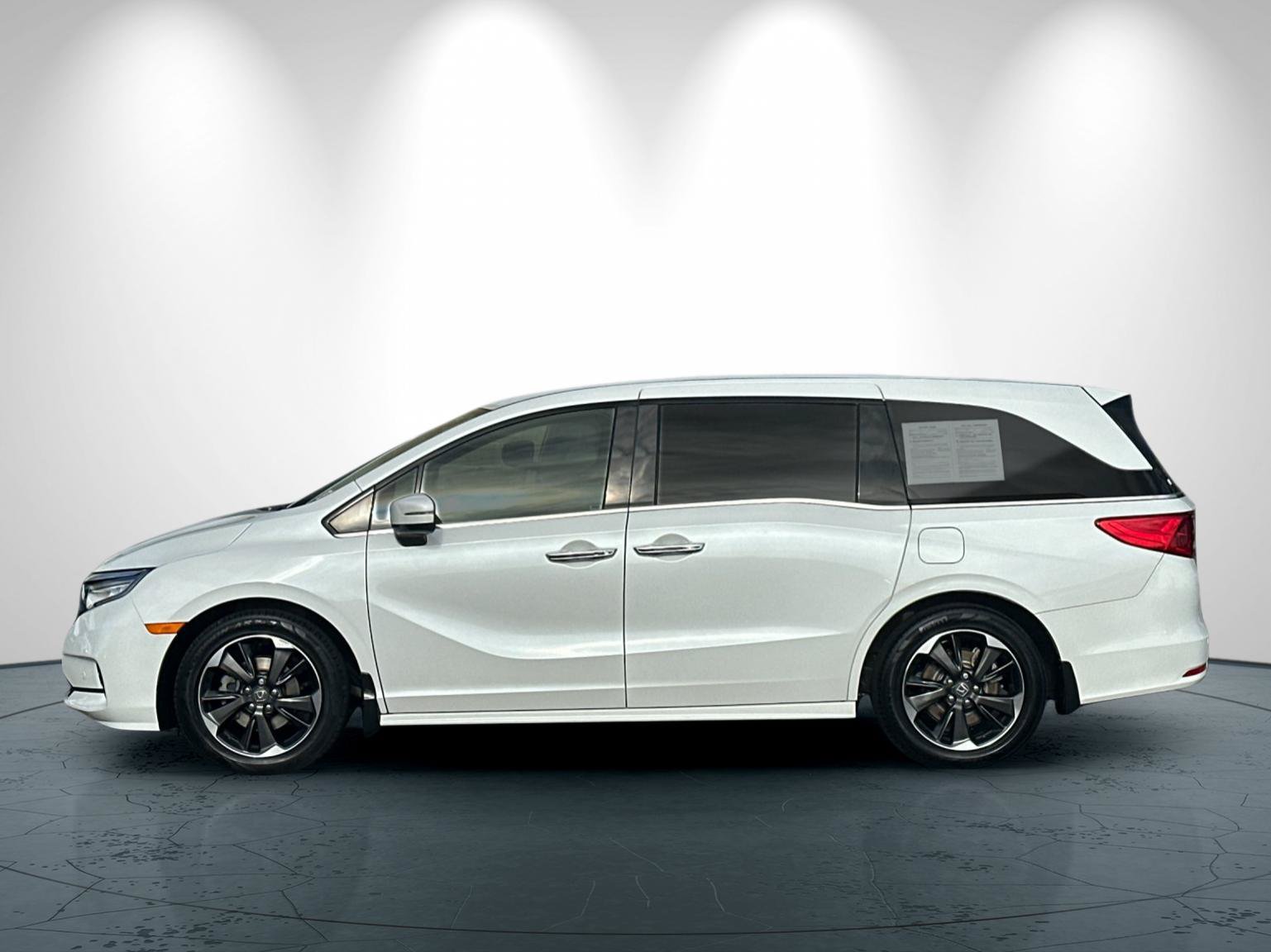 Used 2022 Honda Odyssey Elite image 7