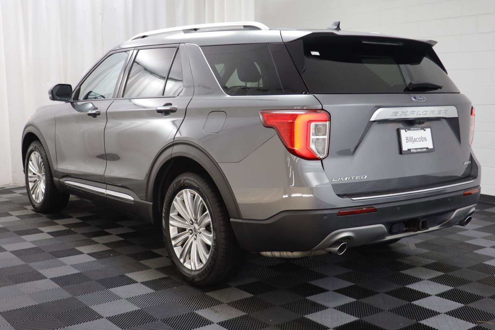 Used 2021 Ford Explorer Limited w/ Equipment Group 301A image 16