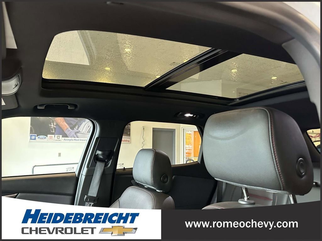 Certified 2019 Chevrolet Blazer RS w/ Sun and Wheels Package image 21