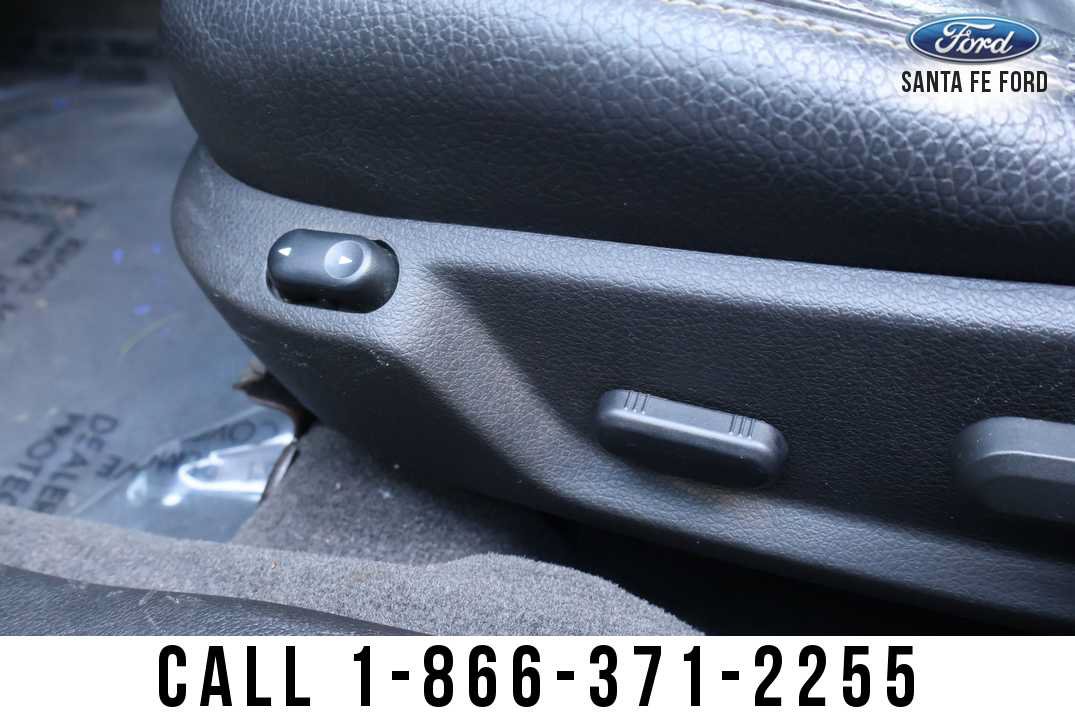 Used 2011 Ford Mustang Premium w/ Electronics Pkg RWD image 15