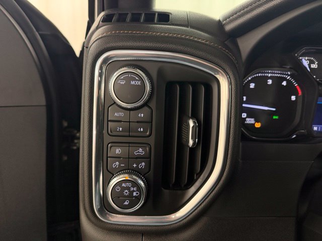 Used 2023 GMC Sierra 2500 AT4 w/ AT4 Preferred Package AWD/4WD image 35