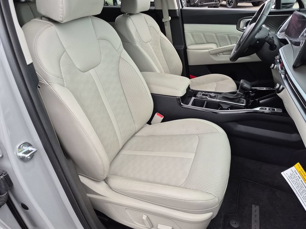 Used 2024 Kia Sorento SX FWD image 34