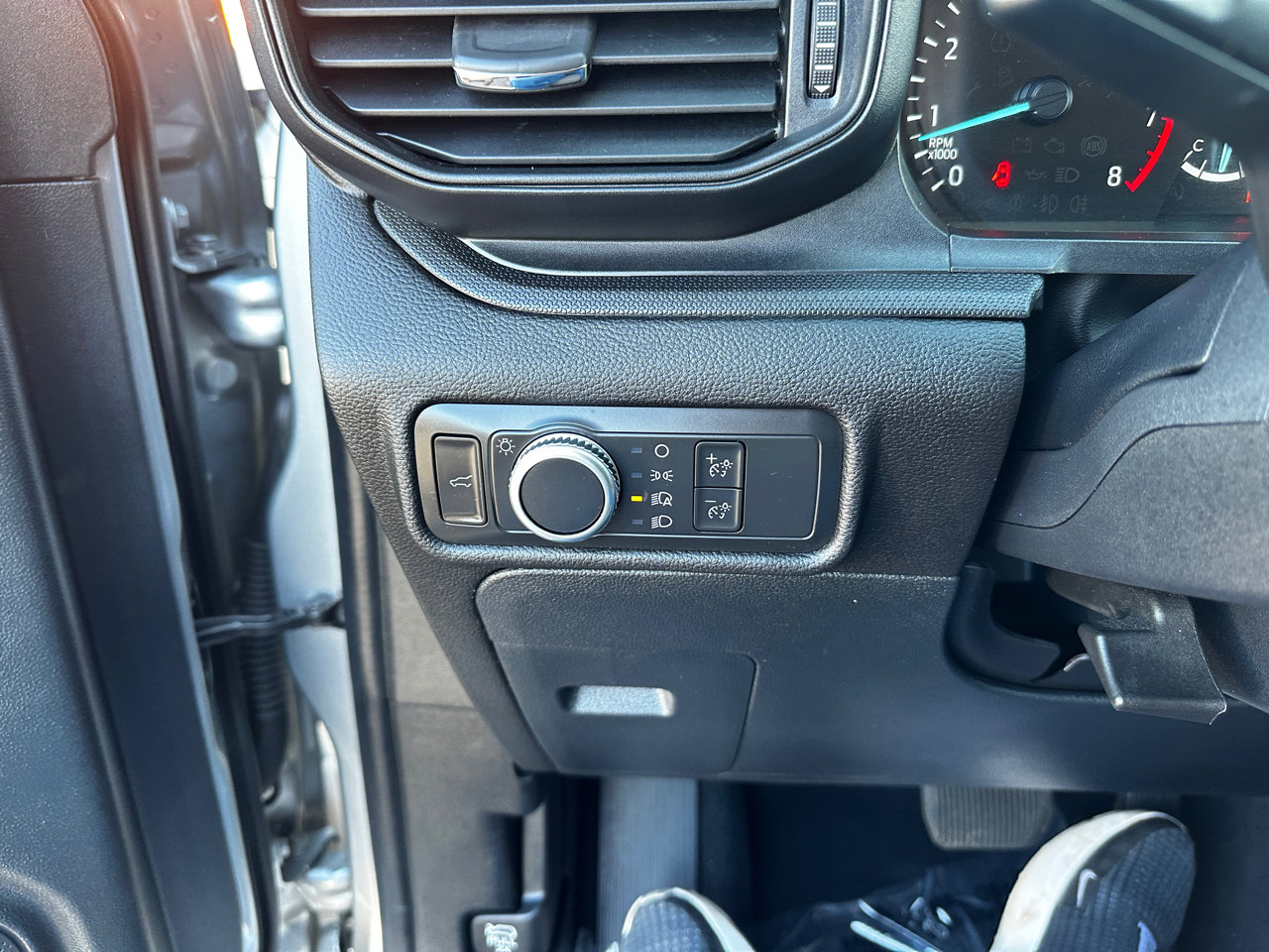 Used 2022 Ford Explorer 4WD image 16