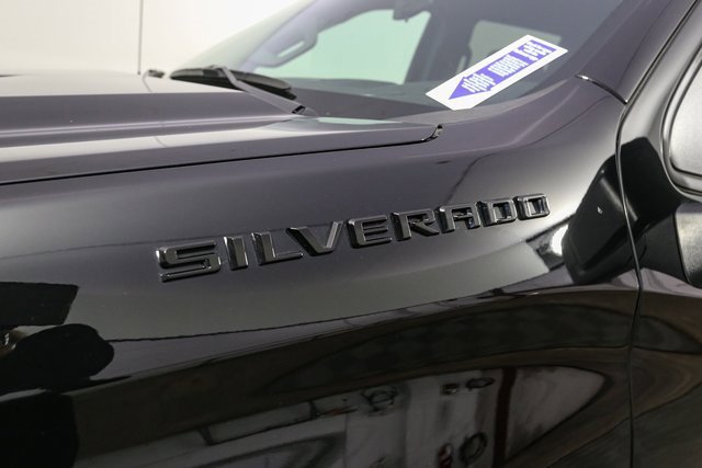 Used 2023 Chevrolet Silverado 1500 Custom image 7