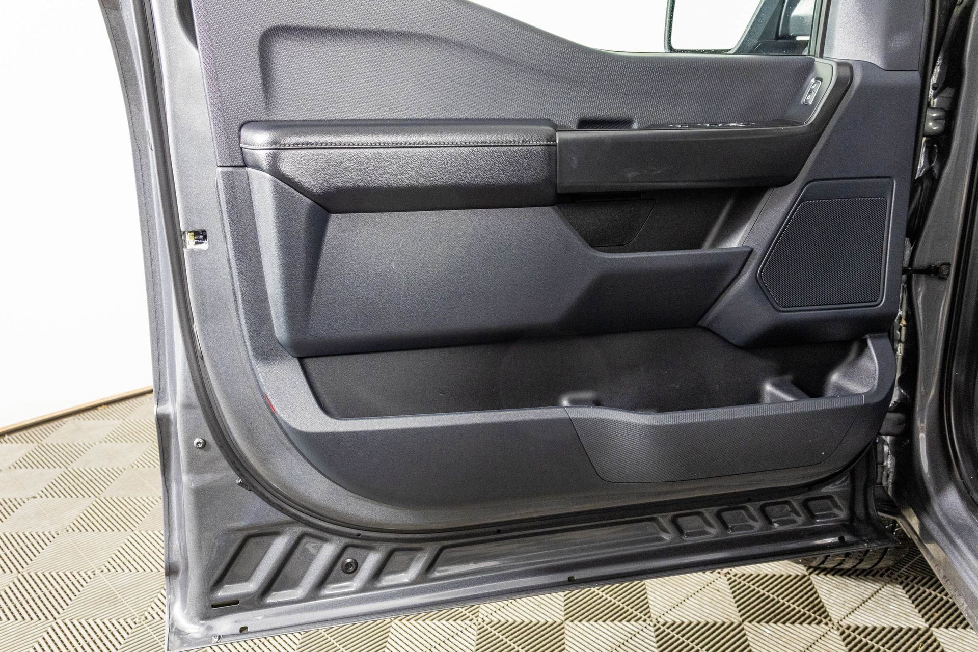 Used 2024 Ford F150 STX image 35