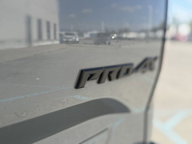 Used 2023 Nissan Frontier PRO-4X w/ Pro-4X Premium Package image 5