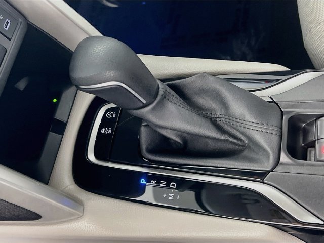 Used 2024 Toyota Corolla Cross LE w/ Moonroof Package FWD image 24