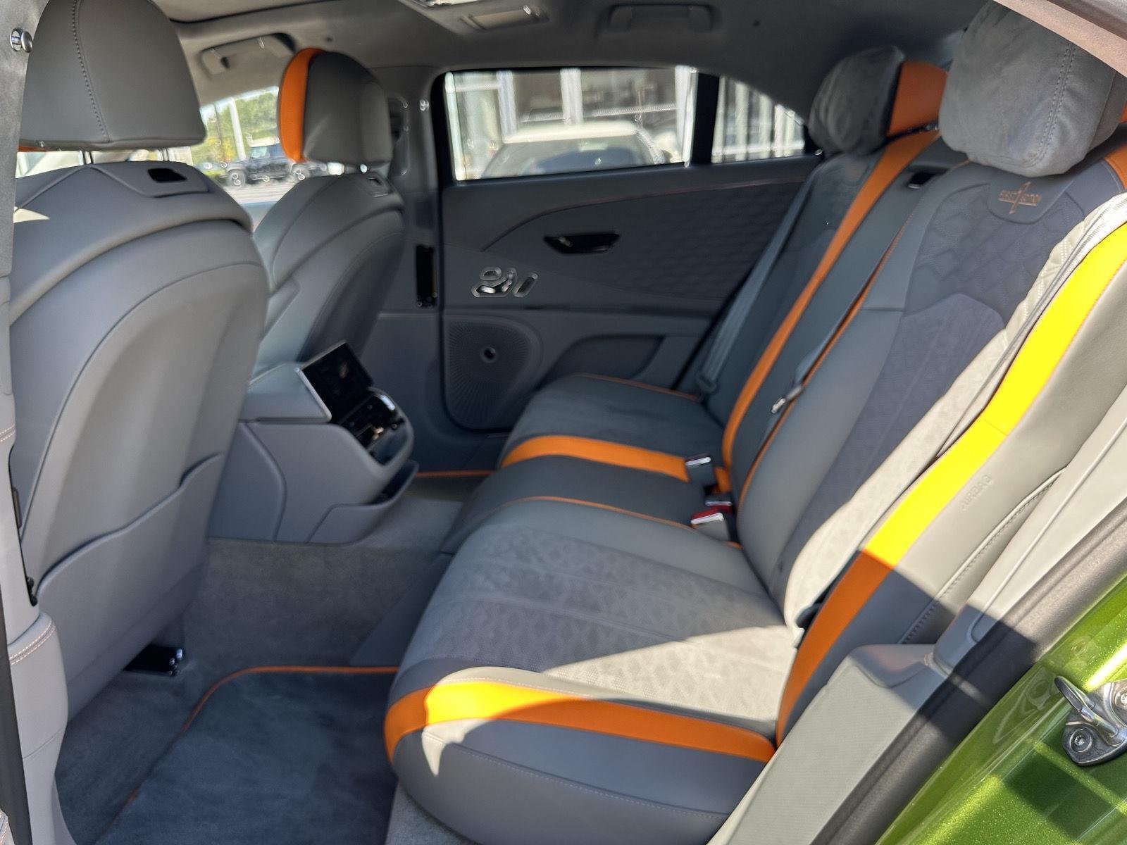 New 2025 Bentley Flying Spur Plug-In Hybrid AWD/4WD image 31
