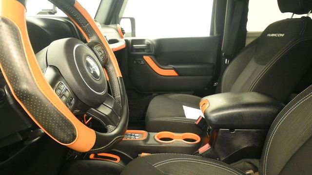 Used 2015 Jeep Wrangler Rubicon w/ Power Convenience Group AWD/4WD image 17
