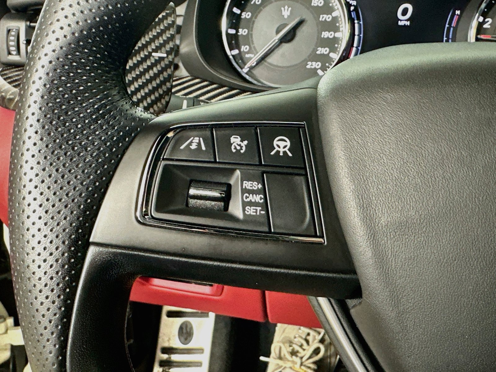 Used 2021 Maserati Quattroporte Trofeo RWD image 19