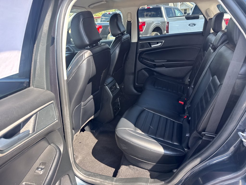 Used 2024 Ford Edge SEL w/ Convenience Package AWD/4WD image 16