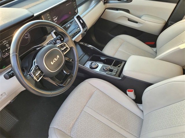 Used 2024 Kia Sorento EX image 10