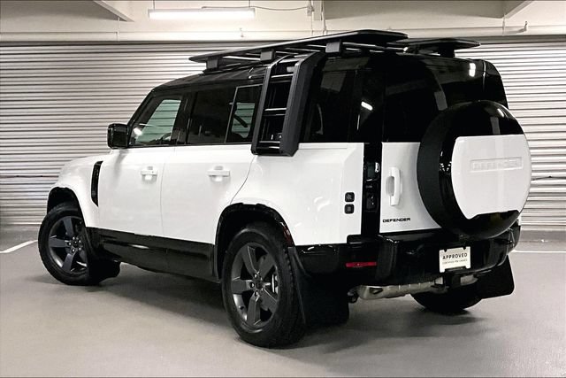 Certified 2026 Land Rover Defender 110 X-Dynamic SE AWD/4WD image 10