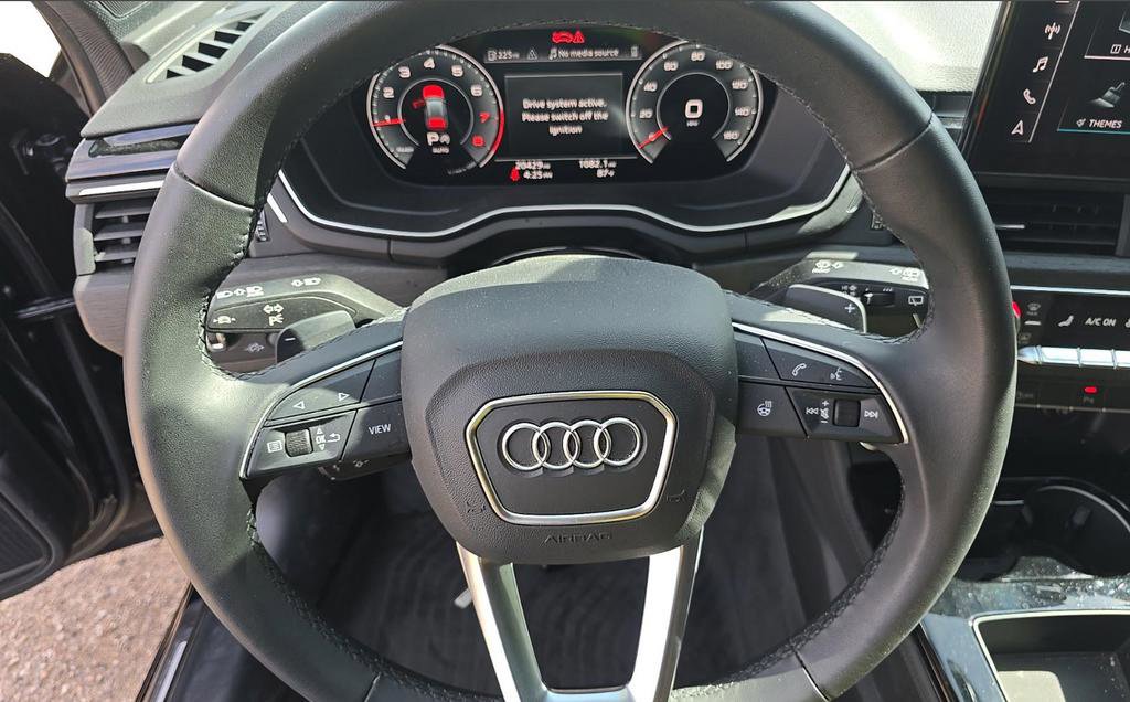 Used 2023 Audi A4 2.0T allroad Premium Plus AWD/4WD image 13