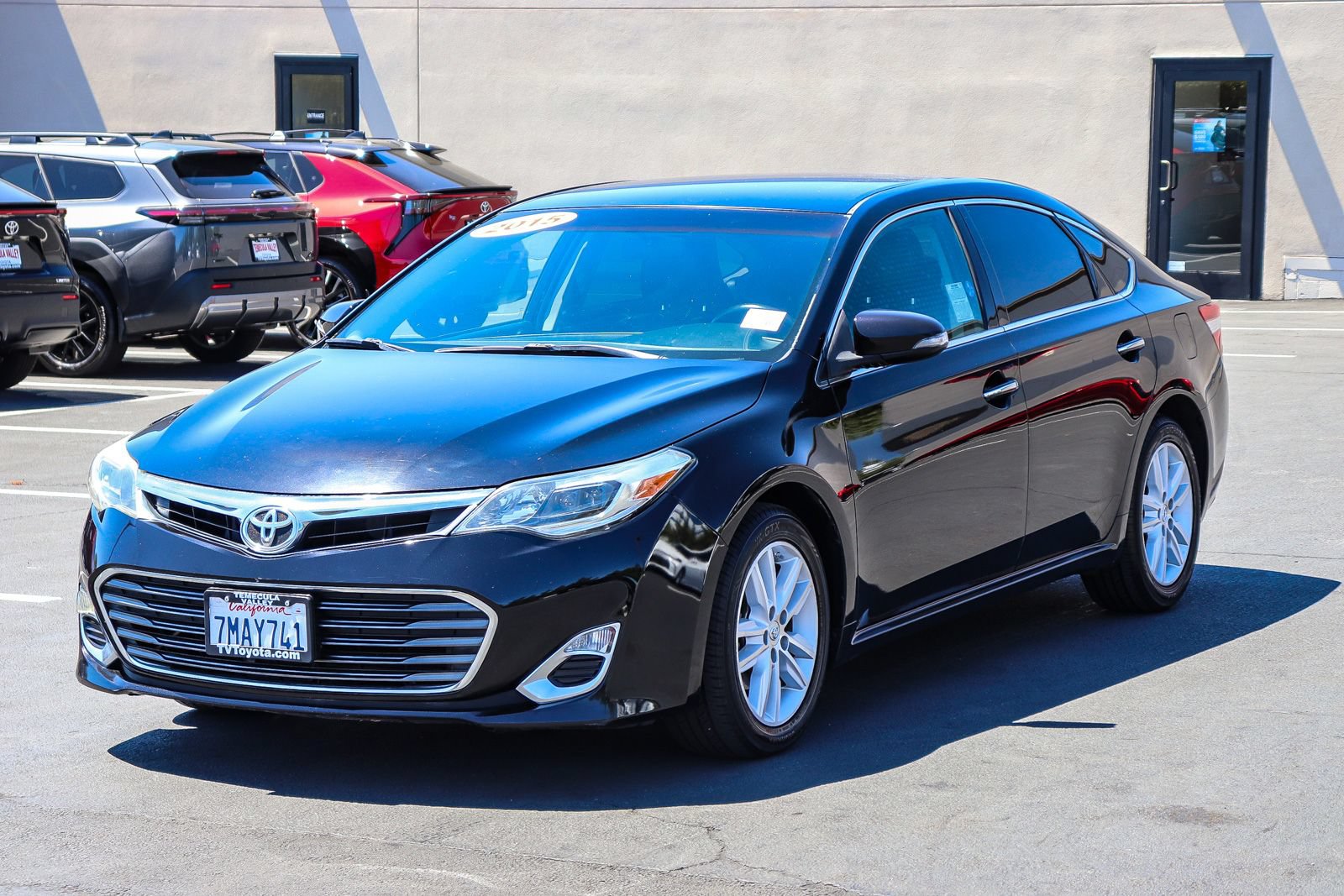Used 2015 Toyota Avalon XLE FWD image 3