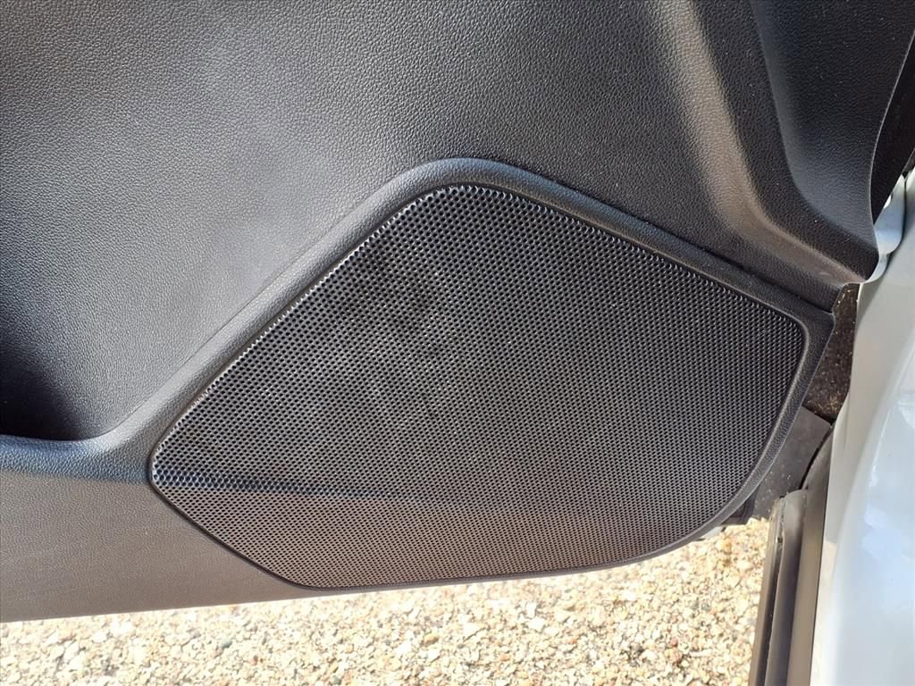 Used 2023 Cadillac XT4 Sport w/ Cold Weather Package image 16