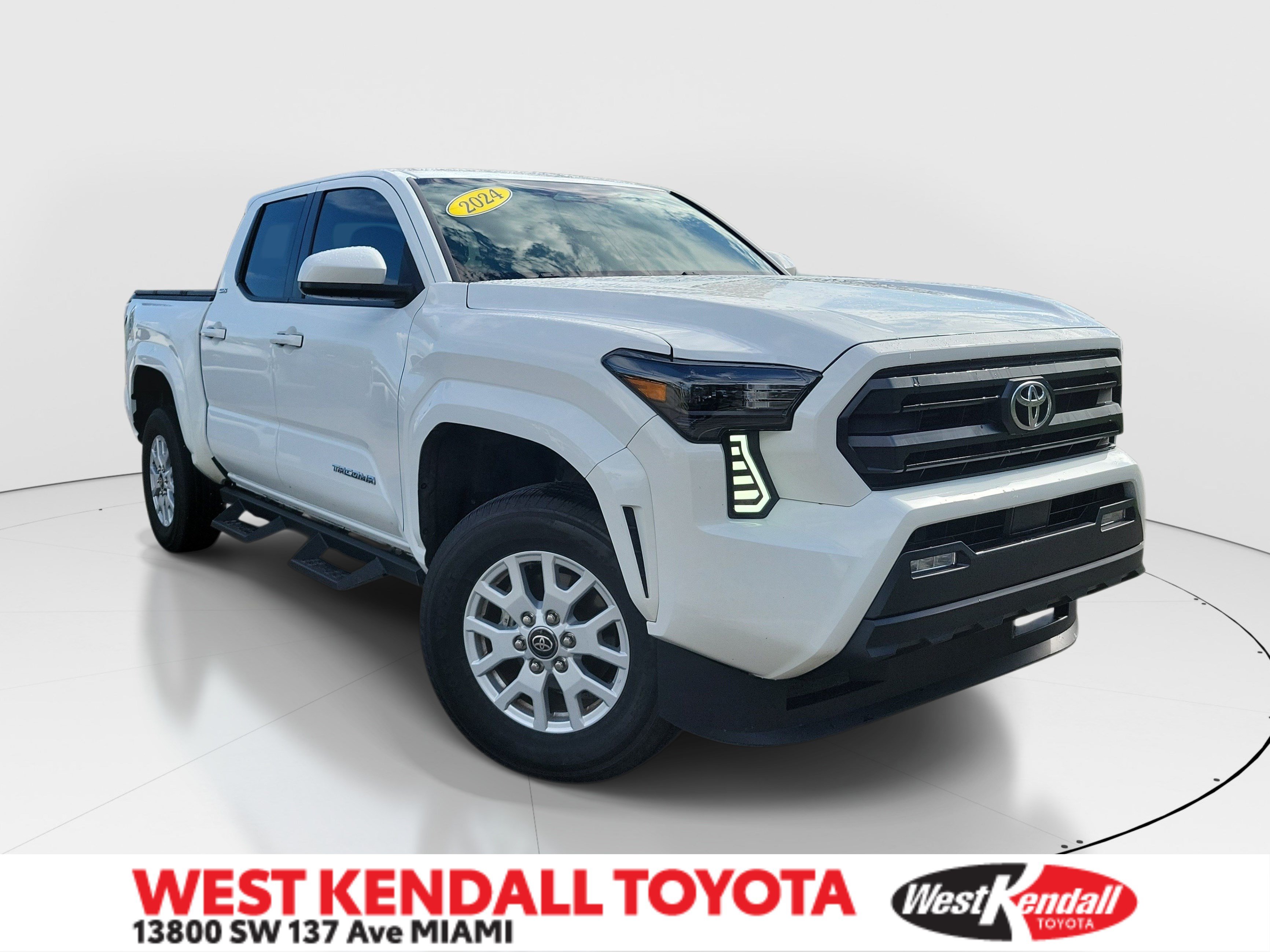 Used 2024 Toyota Tacoma SR5 RWD image 1