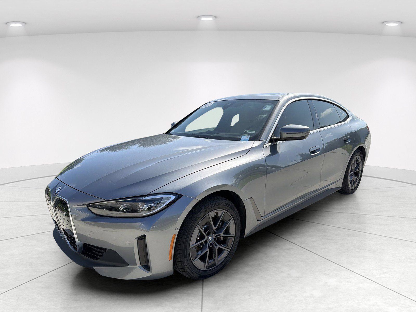 Used 2023 BMW i4 eDrive35 w/ Premium Package RWD image 8