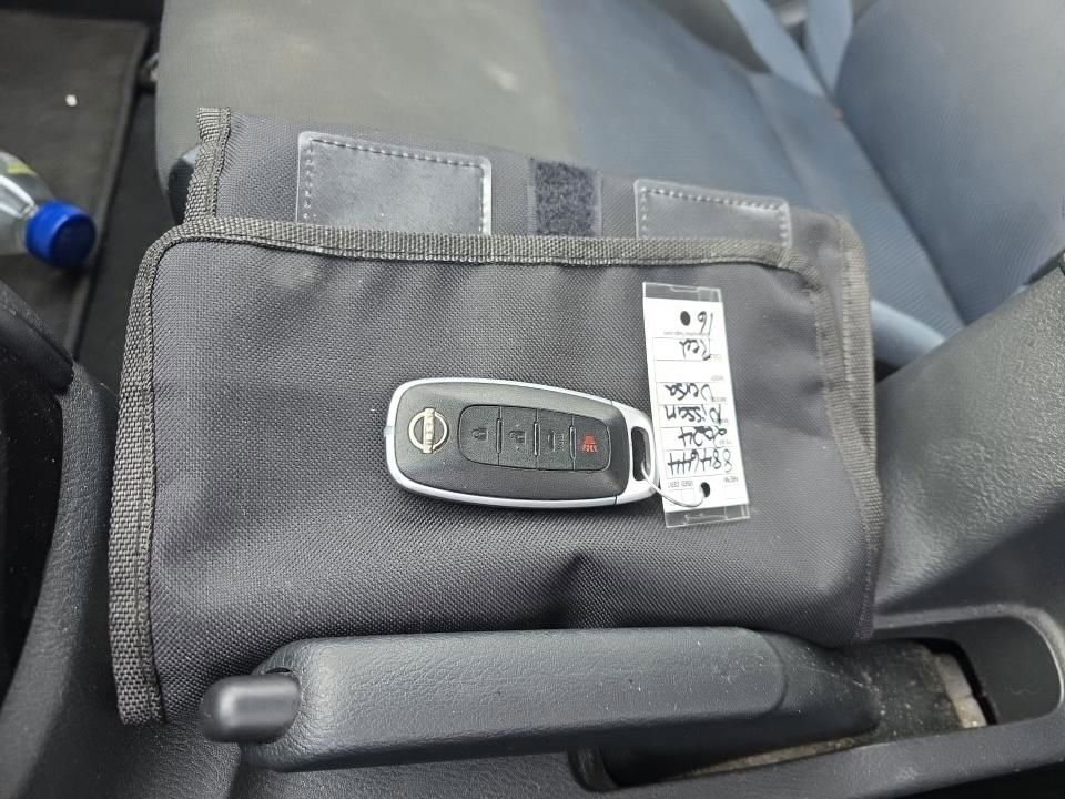 Used 2024 Nissan Versa SV w/ Trunk Package image 14