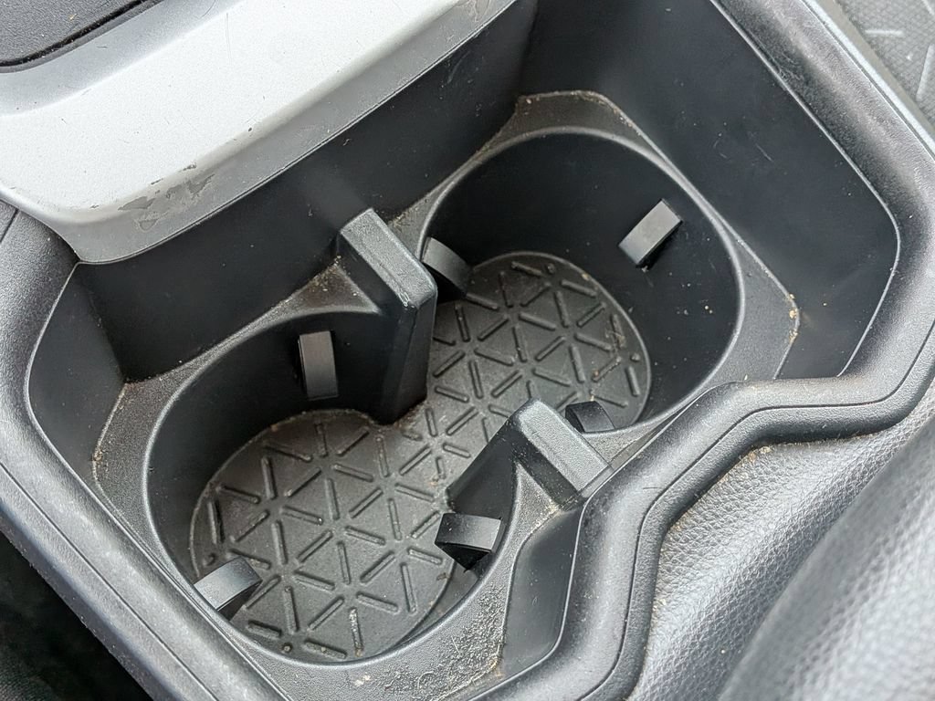 Used 2025 Toyota RAV4 XLE AWD/4WD image 27