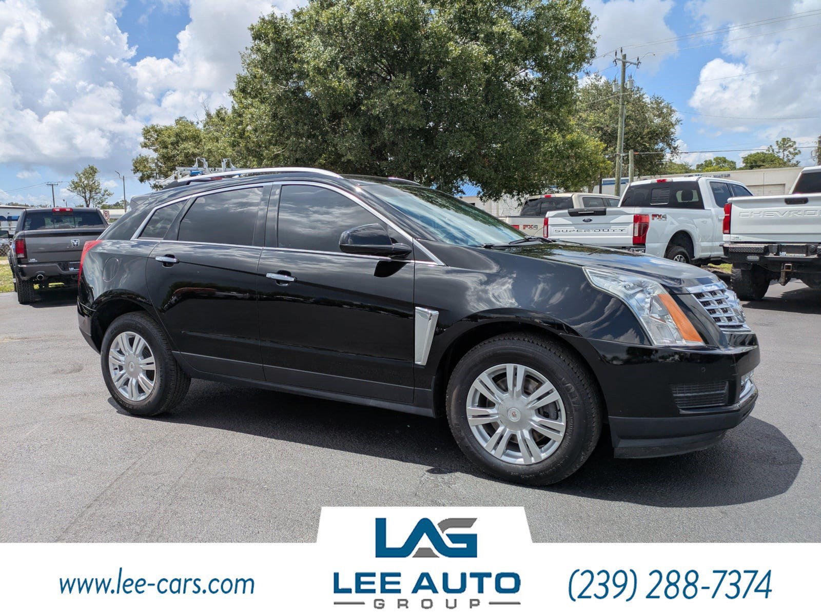 Used 2015 Cadillac SRX Luxury w/ Driver Awareness Package FWD image 1