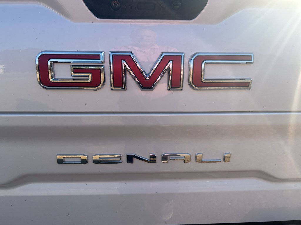 Used 2022 GMC Sierra 1500 Denali w/ Denali Reserve Package image 5