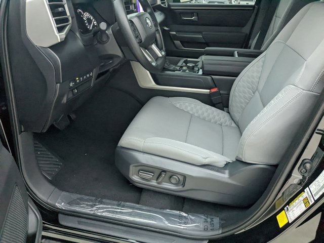 New 2025 Toyota Tundra SR5 image 4