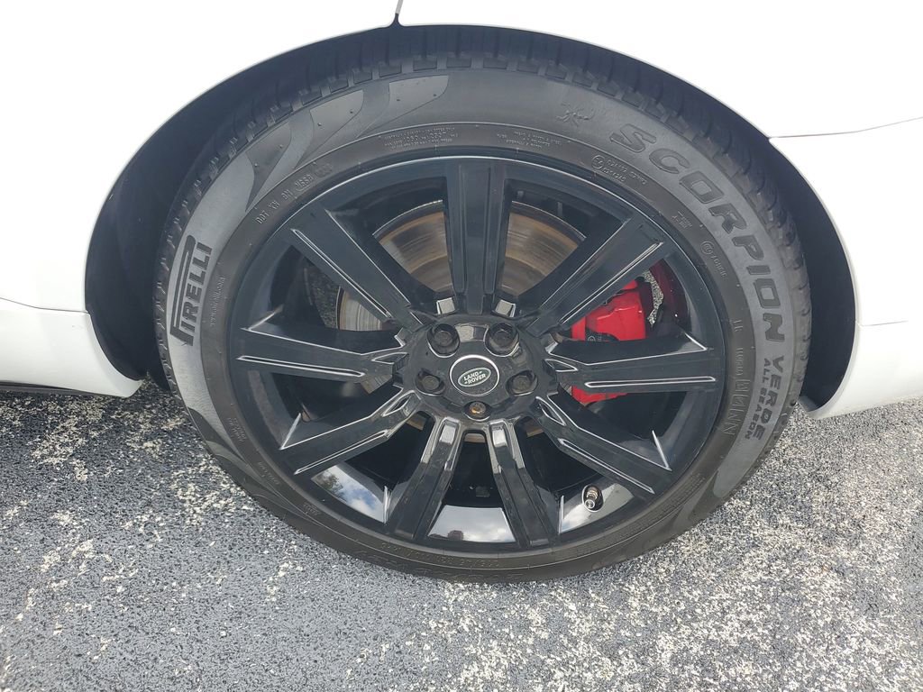 Used 2019 Land Rover Range Rover Sport HST AWD/4WD image 5