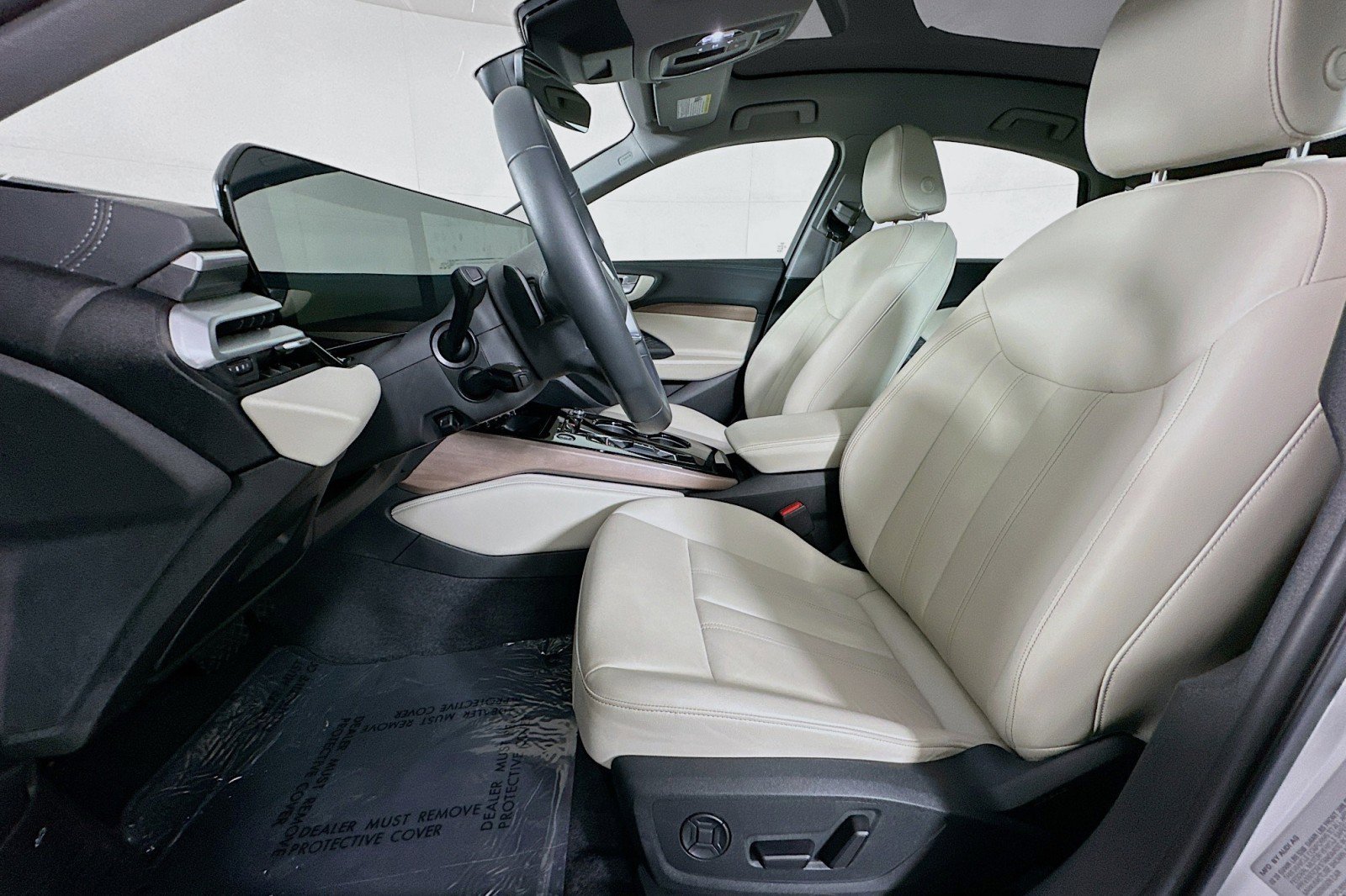 Used 2025 Audi A5 2.0T Premium w/ Convenience Package image 18