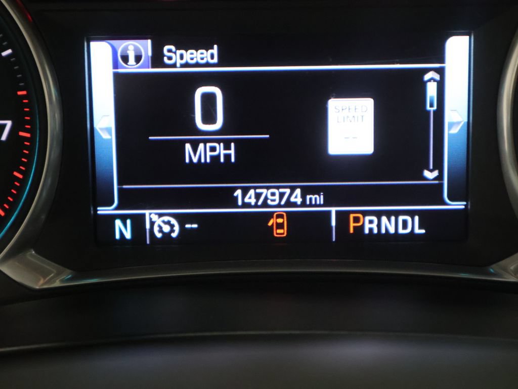 Used 2017 Chevrolet Malibu LT w/ Leather Package FWD image 39