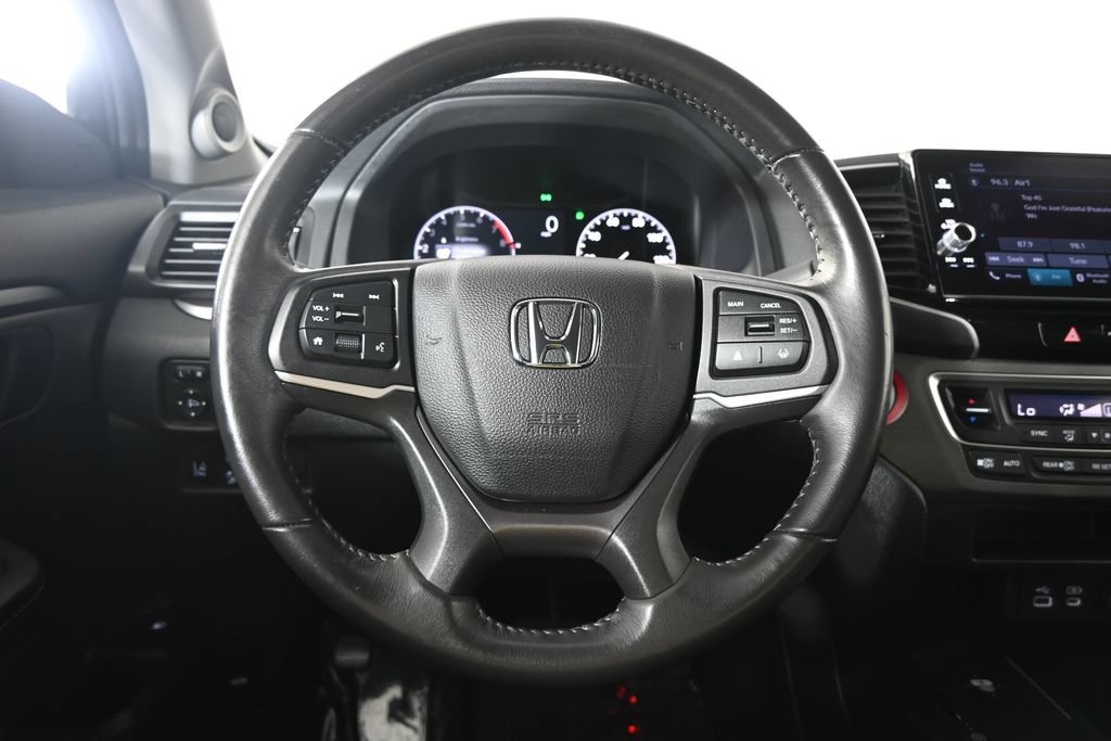 Used 2025 Honda Ridgeline Sport image 33