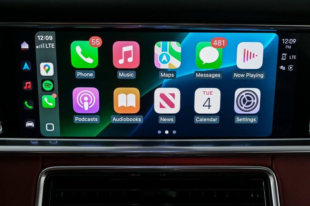 Certified 2023 Porsche Panamera GTS image 16