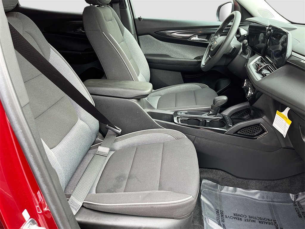 Used 2024 Chevrolet TrailBlazer LT image 25