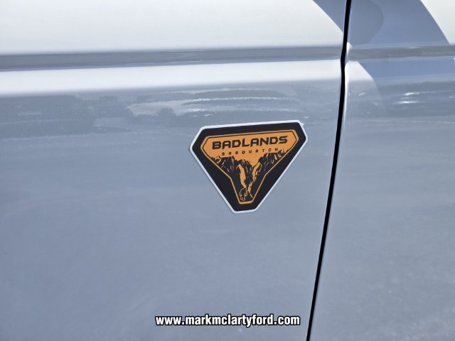 New 2026 Ford Bronco Badlands w/ Sasquatch Package AWD/4WD image 5