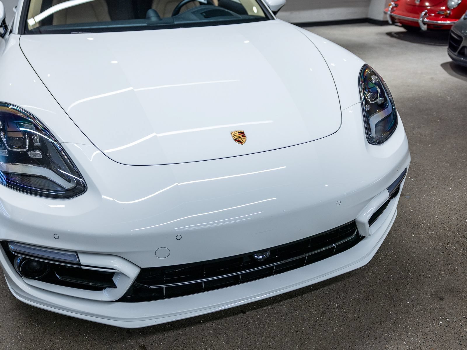 Certified 2023 Porsche Panamera 4S AWD/4WD image 13