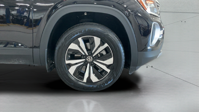 Certified 2025 Volkswagen Atlas SE AWD/4WD image 21