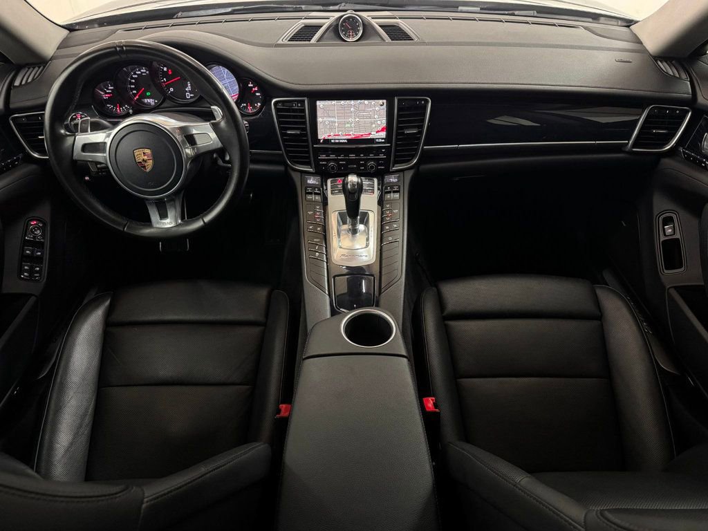 Used 2016 Porsche Panamera Edition image 42