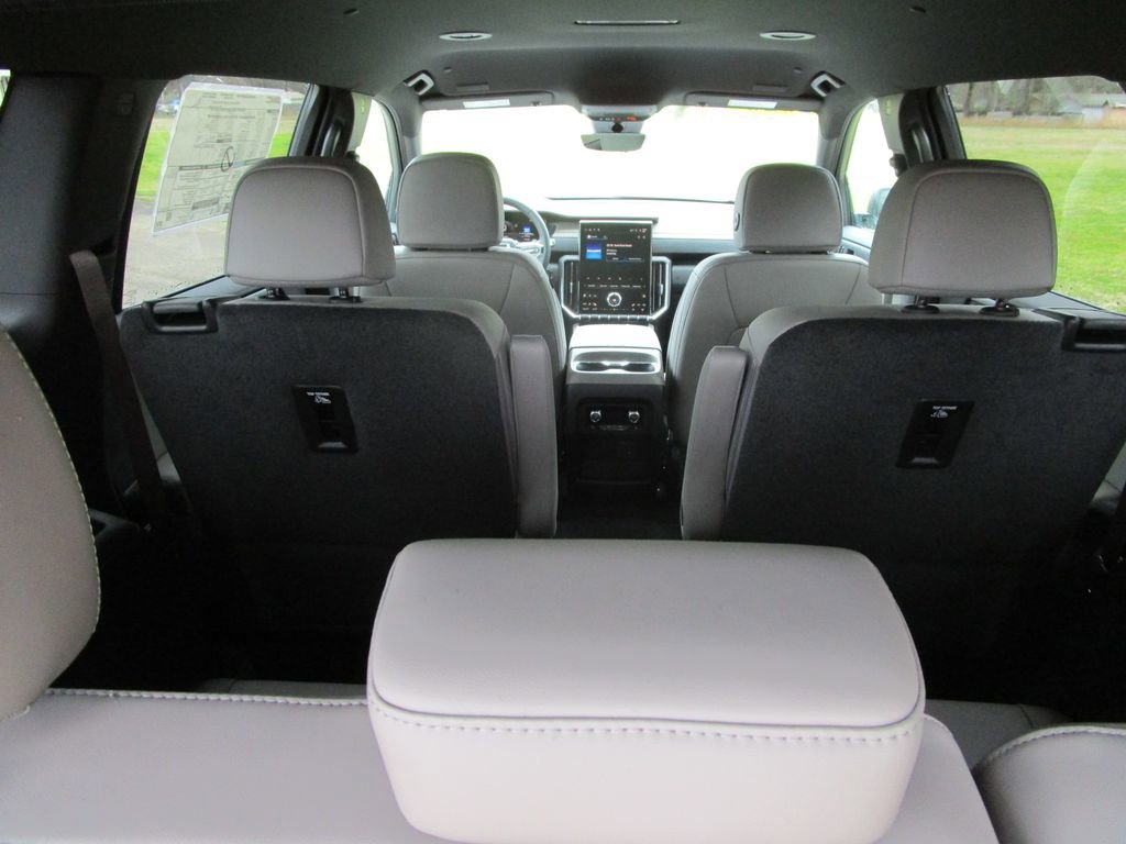 New 2026 GMC Acadia Elevation w/ Elevation Premium Package image 12