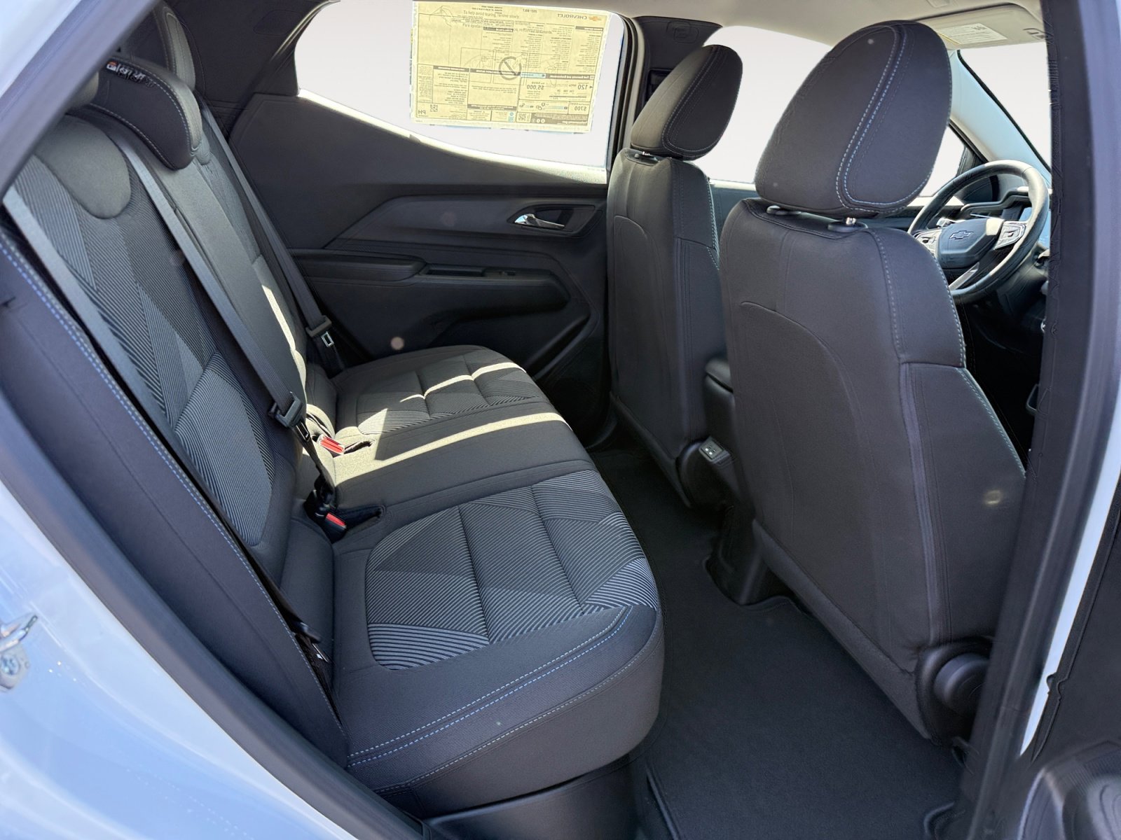 New 2027 Chevrolet Bolt LT w/ Comfort Package FWD image 18