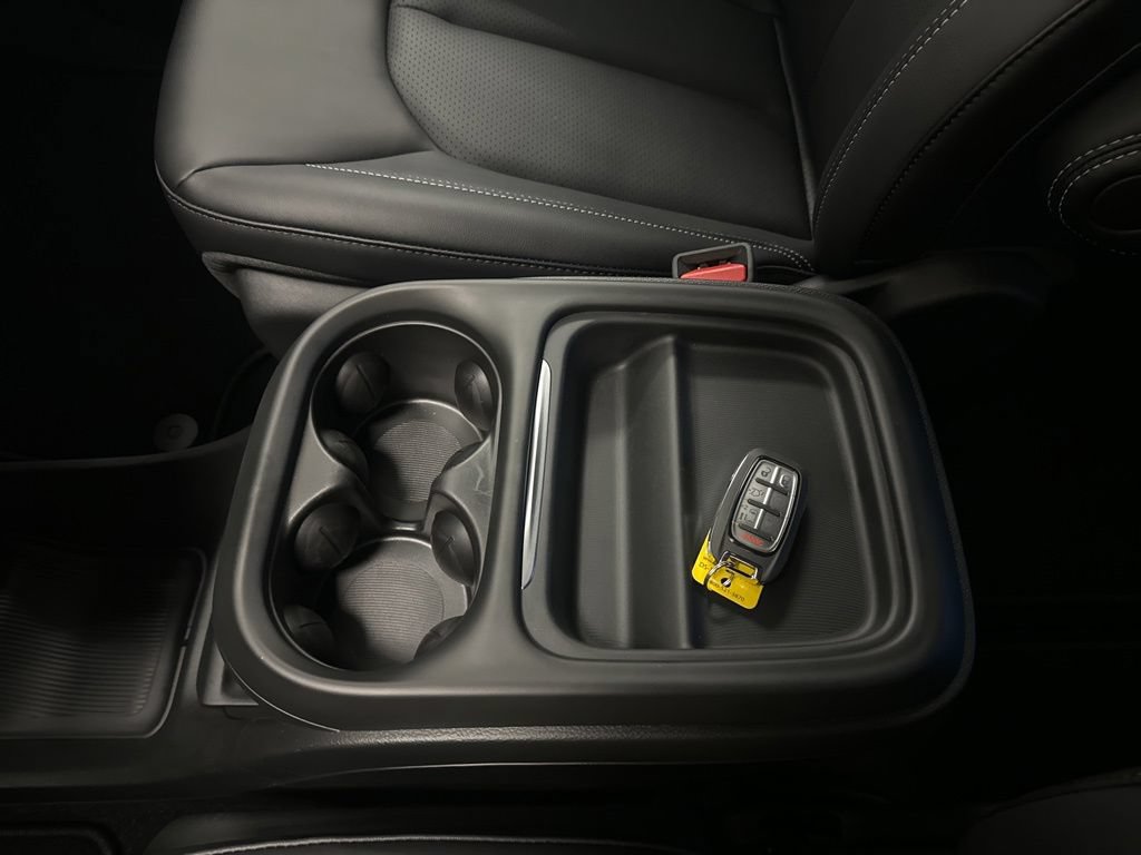 New 2027 Chrysler Pacifica Select AWD/4WD image 37