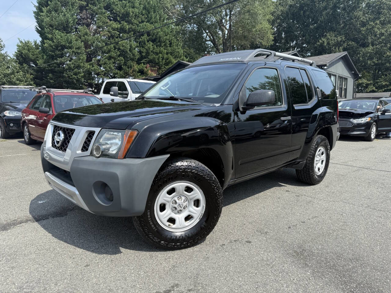Used 2014 Nissan Xterra X image 1