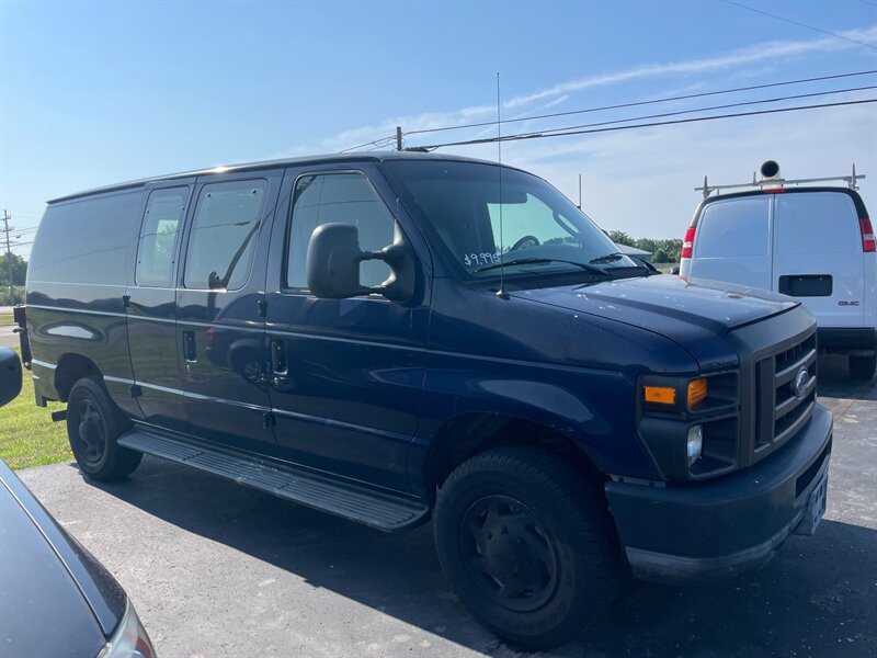 Used 2008 Ford E-350 and Econoline 350 Super Duty RWD image 5