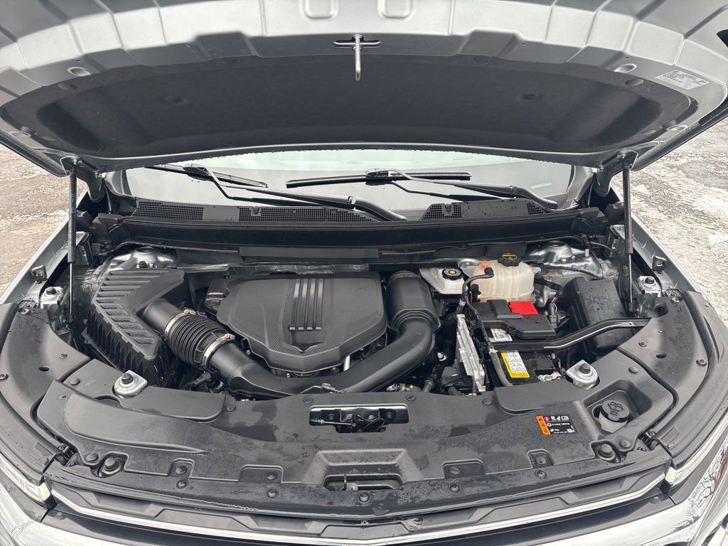 Used 2024 Chevrolet Traverse LT w/ Trailering Package image 10