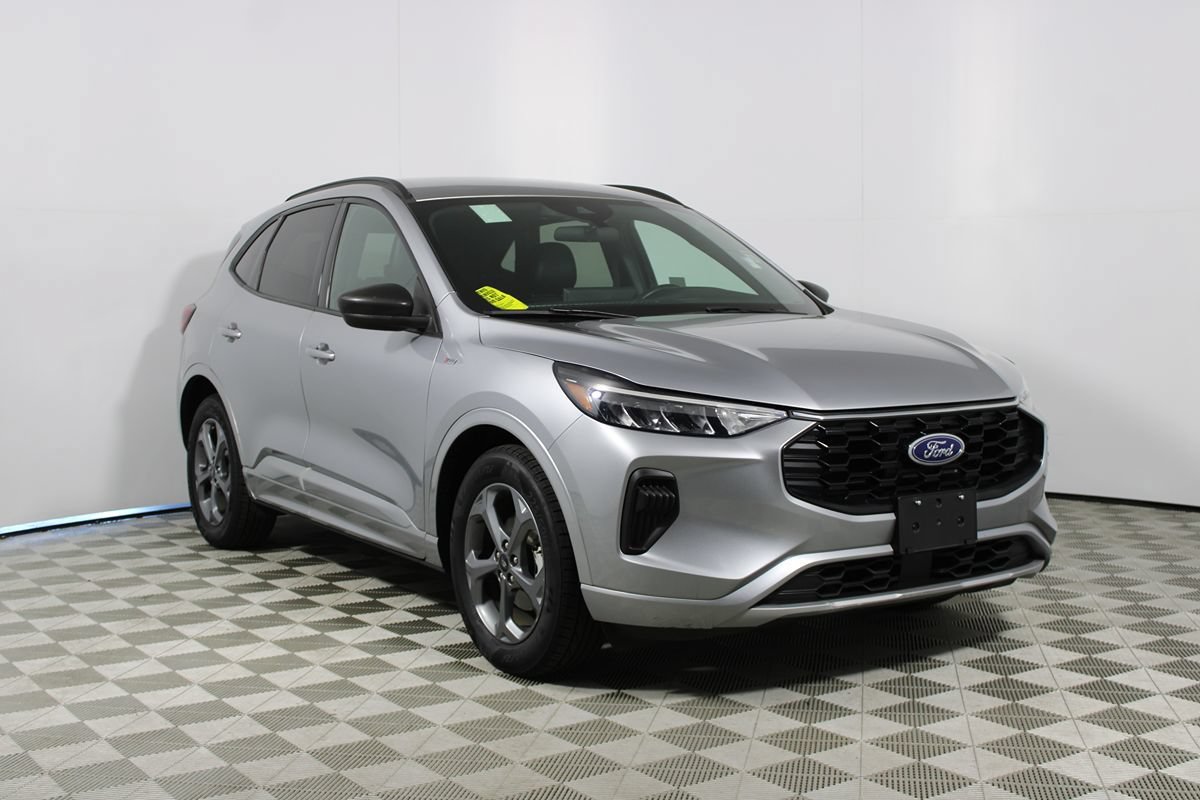 Used 2023 Ford Escape ST-Line w/ Equipment Group 301A FWD image 21