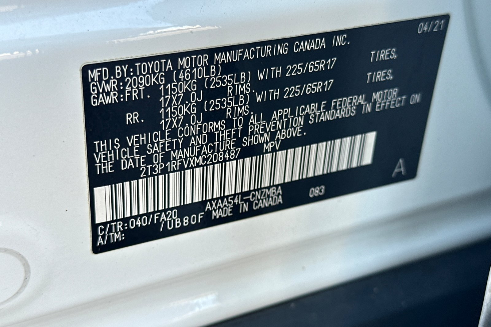 Certified 2021 Toyota RAV4 XLE w/ XLE Grade Weather Package AWD/4WD image 29